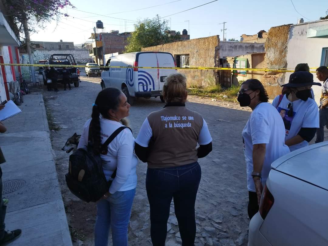 Suman Cuerpos Y Bolsas Con Restos Humanos En Fosa De Tlaquepaque