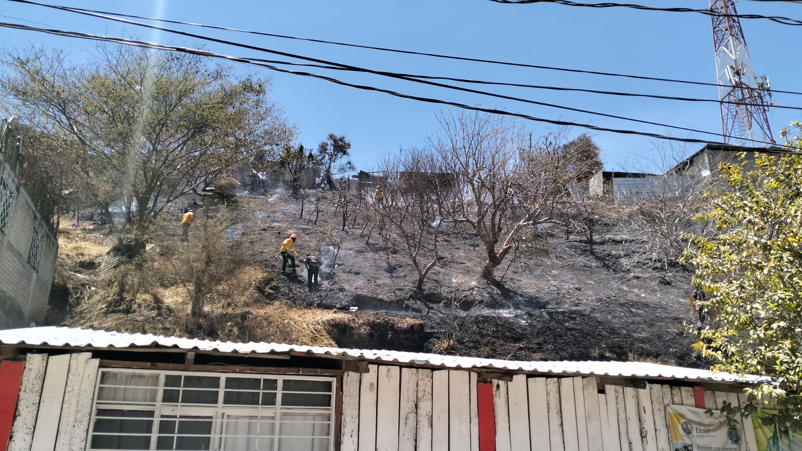 Se Incendian Dos Viviendas En La Periferia De Chilpancingo El Faro De