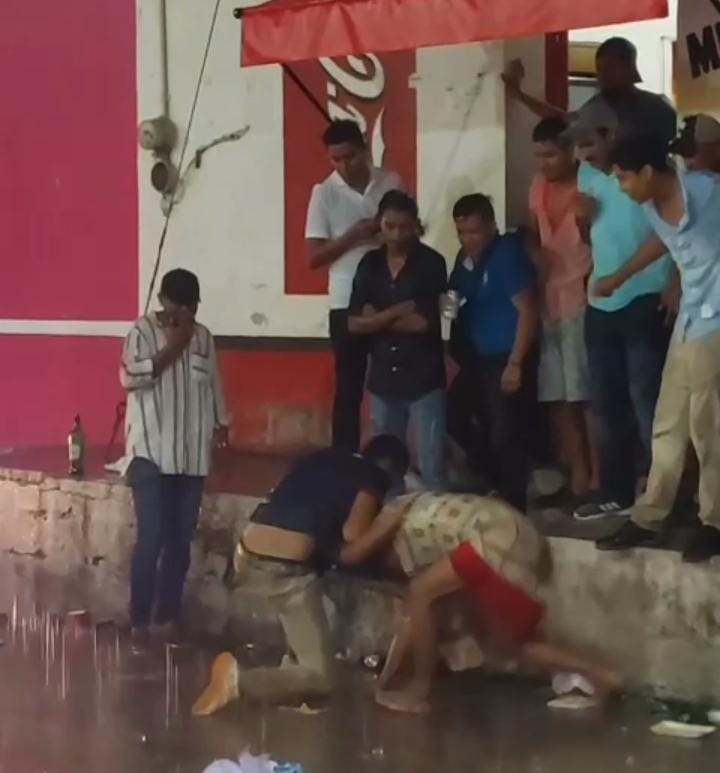 ROJA Peleas durante los festejos del toro (1)