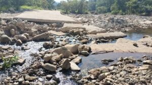 ILIATENCO DAÑOS EN EL CAMINO (1)