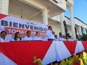 SAN LUIS LA TOMA DE PROTESTA (1)