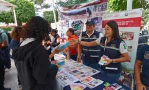 cruz grande feria de servicios