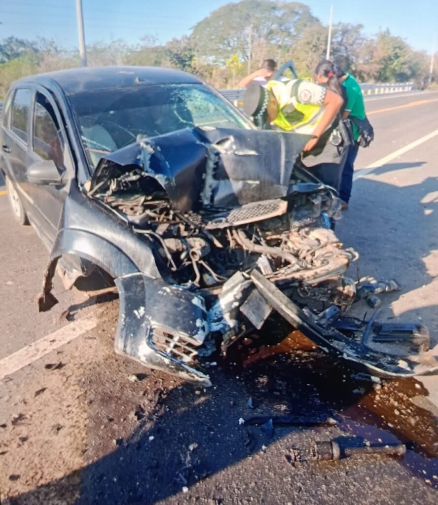 ROJA ACCIDENTE EN JUCHITÁN